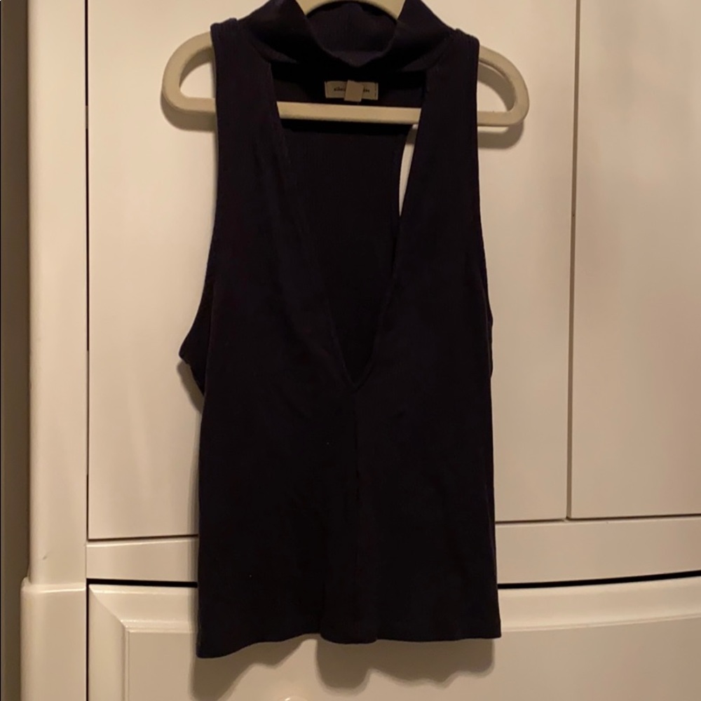 Ribbed mock neck going out top